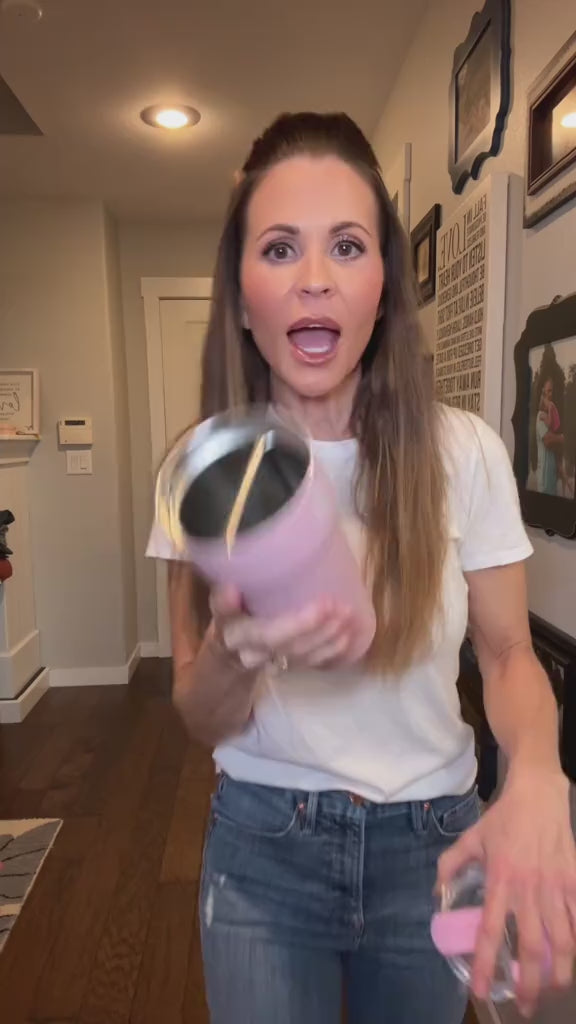 Customer demonstrates her pink Splitflask